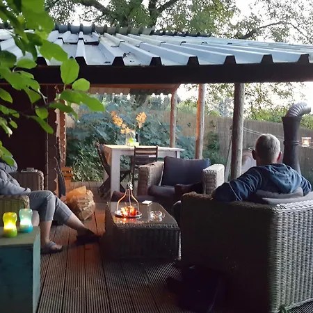 Charming Garden For 6 Dom wakacyjny Weris